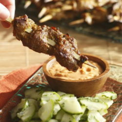 Indonesian Beef Satay with Spicy Peanut Sauce